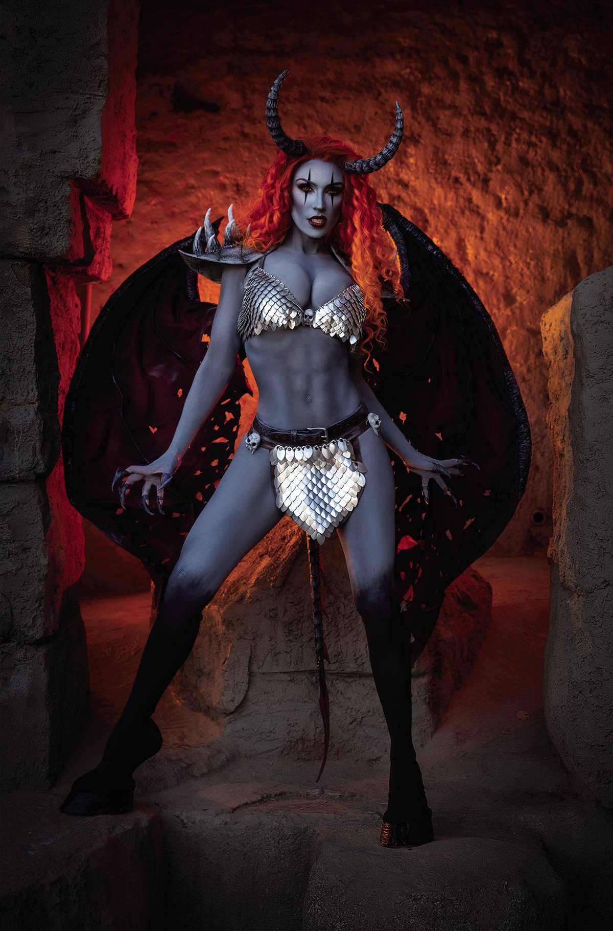 HELL SONJA #1 COSPLAY Virgin 1:25 Ratio Variant