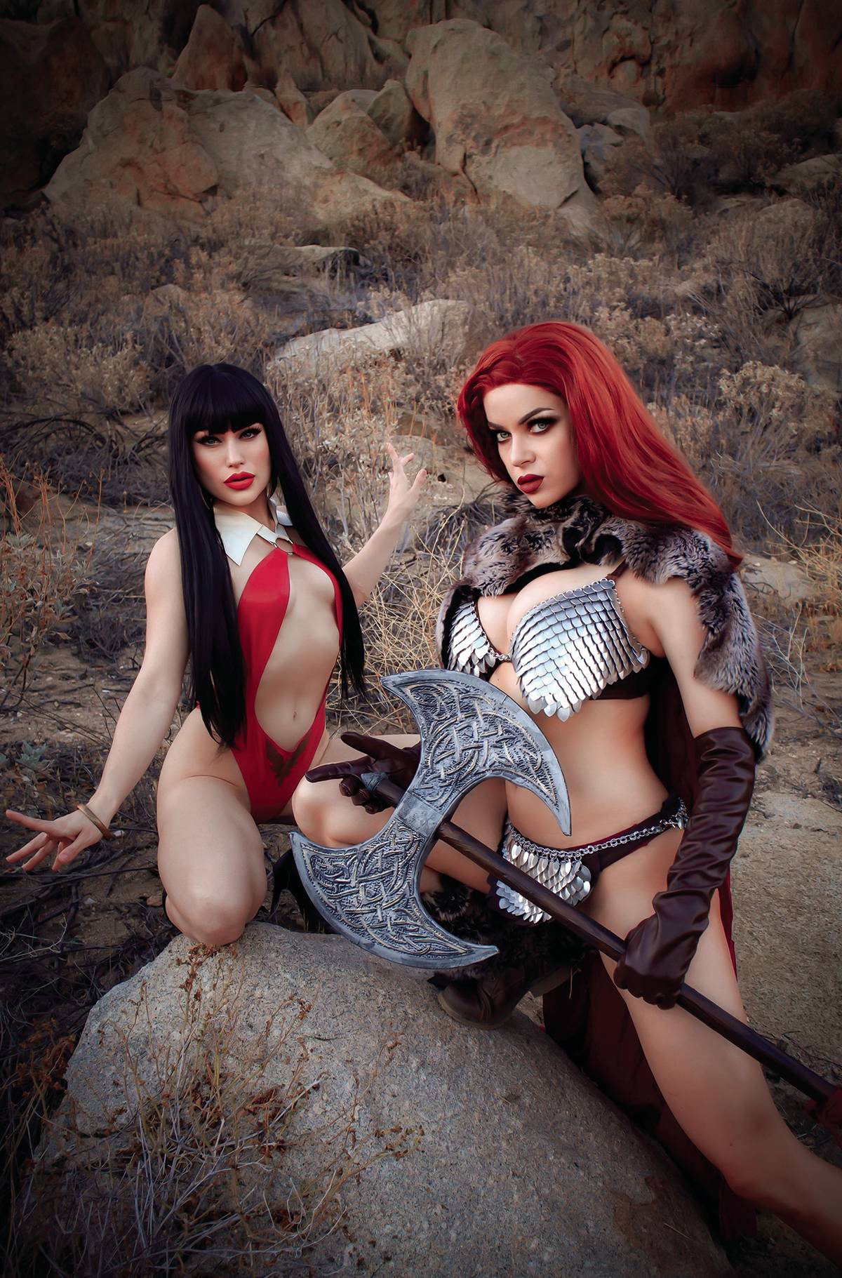 VAMPIRELLA VS RED SONJA 2 COSPLAY 1:15 Virgin Ratio Variant 